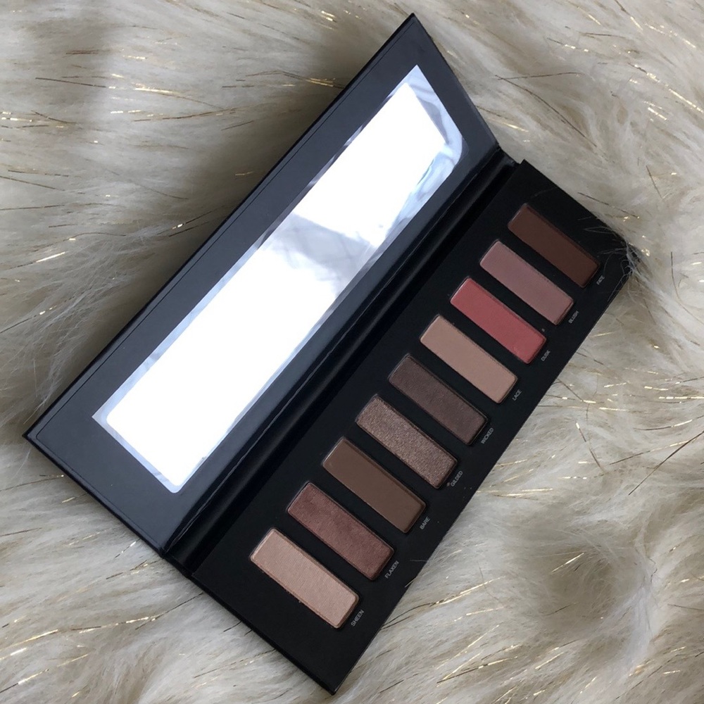 STUDIO MAKEUP “Sheen & Fate” Eyeshadow Palette